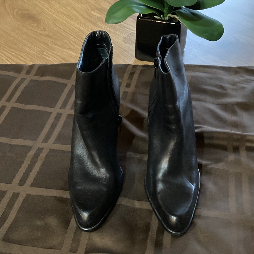 Nine West Black Ankle Booties